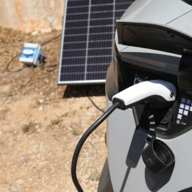 Borne de recharge pour véhicule électrique